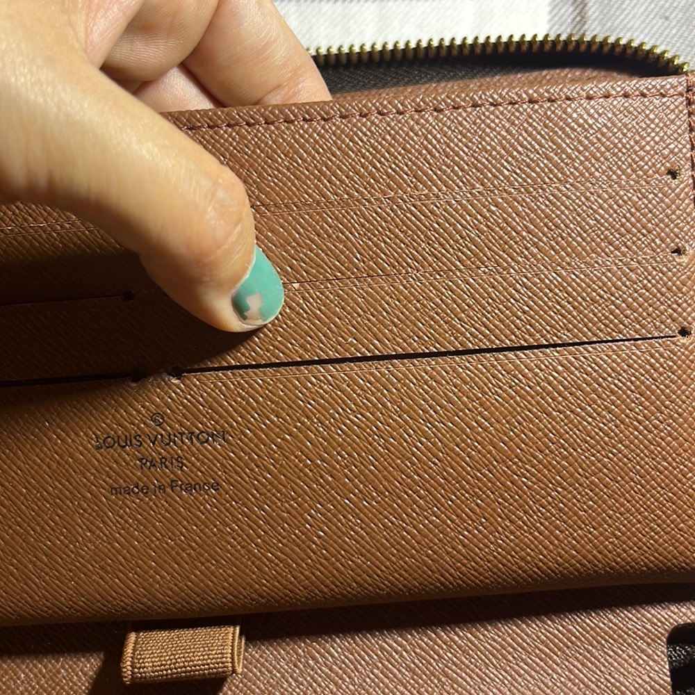 SOLD Louis Vuitton monogram zippy wallet (long wallet) - Picture 7 of 11